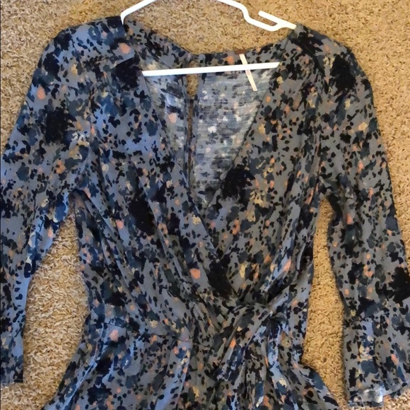Romper like new - Picture 2 of 2